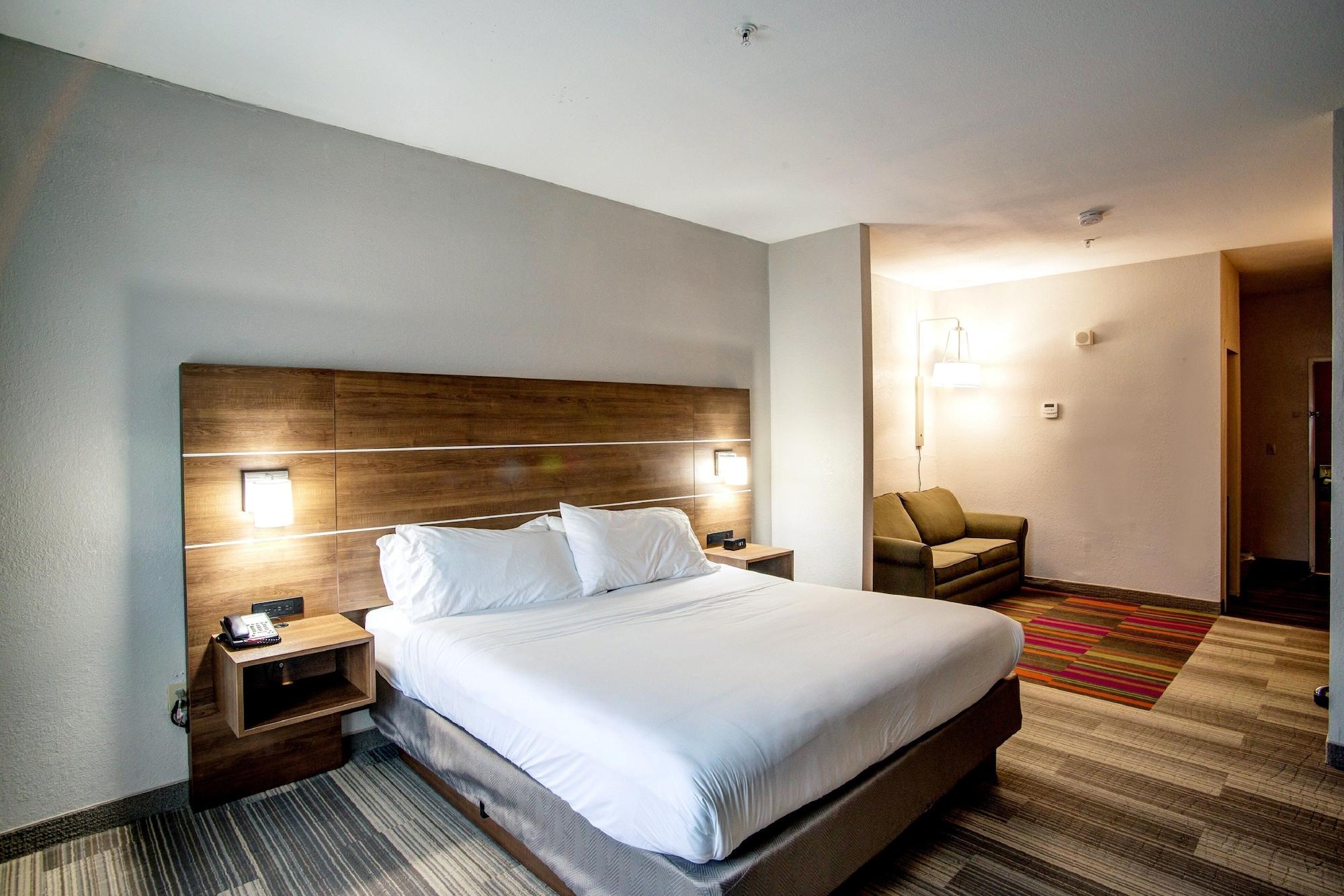 Holiday Inn Express La Plata By Ihg Exterior photo