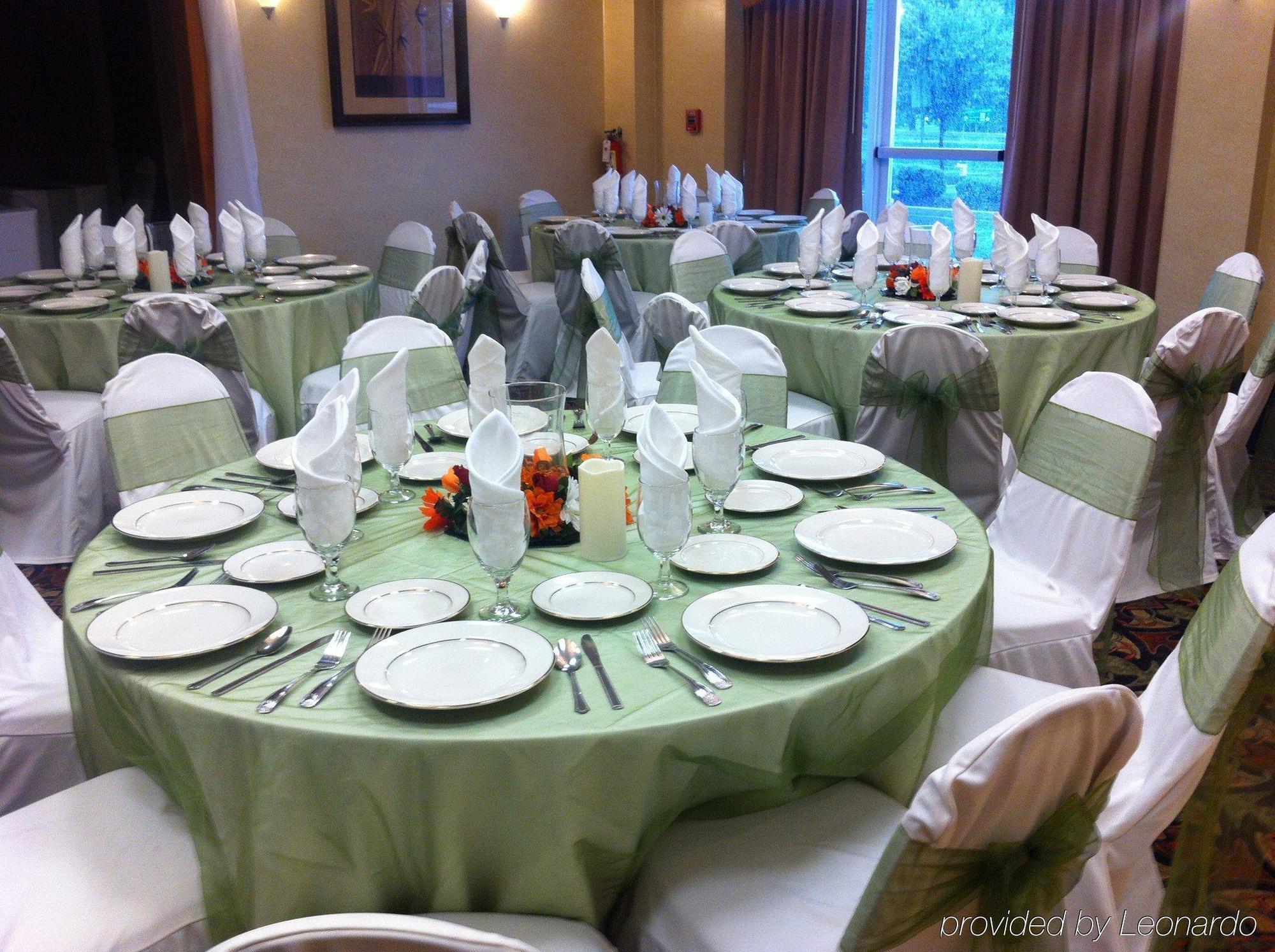 Holiday Inn Express La Plata By Ihg Exterior photo